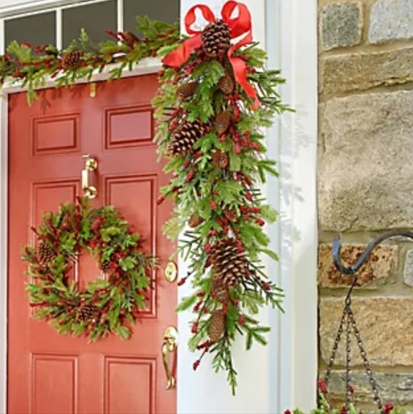 Wicker Park 36" Unlit Berry & Pinecones Swag - Picture 4 of 4